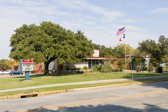 Photo taken on Nov. 13, 2020 shows the closed F.P. Caillet Elementary school in Dallas, Texas, the United States. (Photo by Dan Tian/Xinhua)
