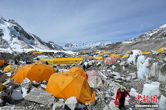 Increasing number of COVID-19 cases reported at Base Camp of Mt. Qomolangma