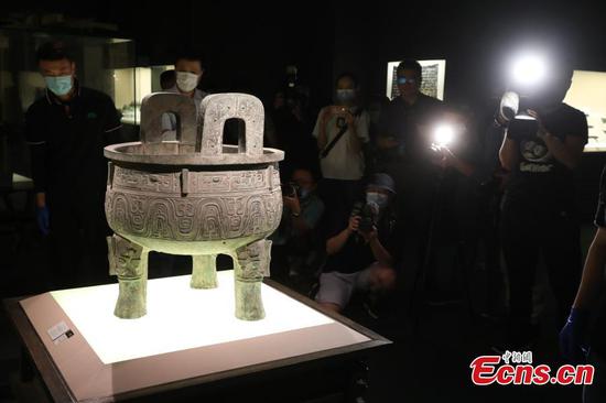 Ancient Chinese bronze vessel Da Ke Ding to be display with Da Yu Ding at Shanghai