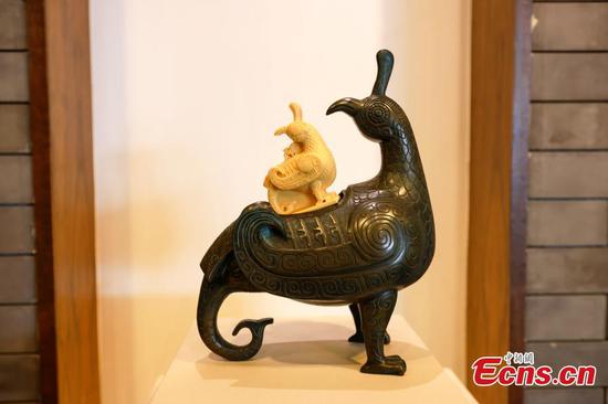 Shanxi Museum rolls out ice-cream in precious relics' shape