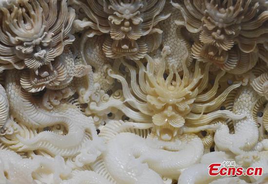 Exquisite shell carving artworks exhibited in E China's Zhejiang