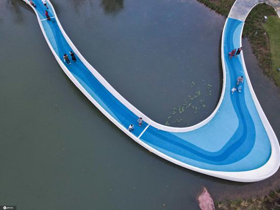 3D-printed bridge debuts in Chengdu 