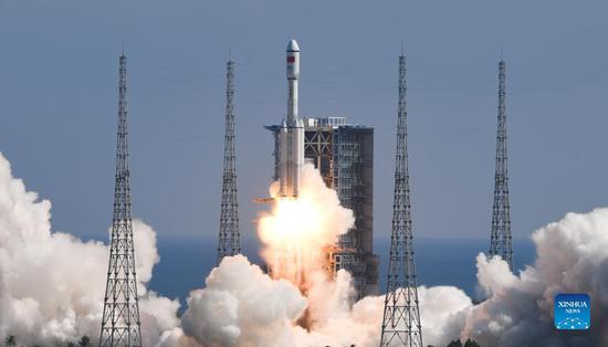 The Long March-7 Y4 rocket, carrying Tianzhou-3, blasts off from the Wenchang Spacecraft Launch Site in south China's Hainan Province, Sept. 20, 2021. China launched cargo spacecraft Tianzhou-3 on Monday to deliver supplies for its under-construction space station. (Xinhua/Yang Guanyu)