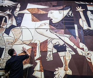 Classic Guernica reproduced with chocolates in France 