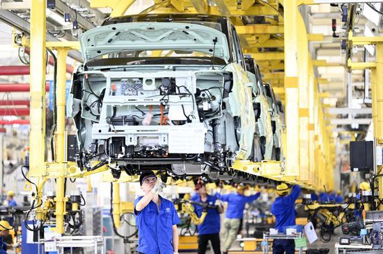 Listed firms reveal stocky Chinese real economy