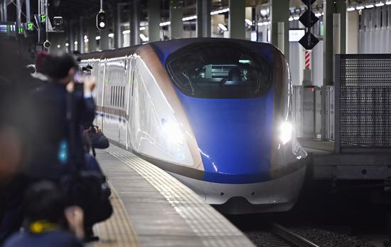 Driverless bullet train tested in Japan