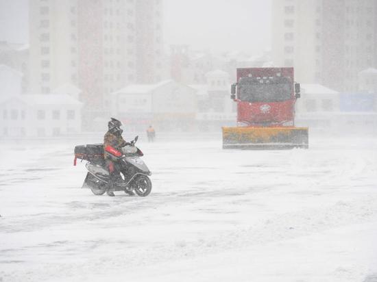 Second blizzard hits Changchun in half a month