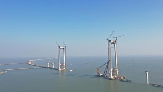 Construction of Shenzhen-Zhongshan bridge underway