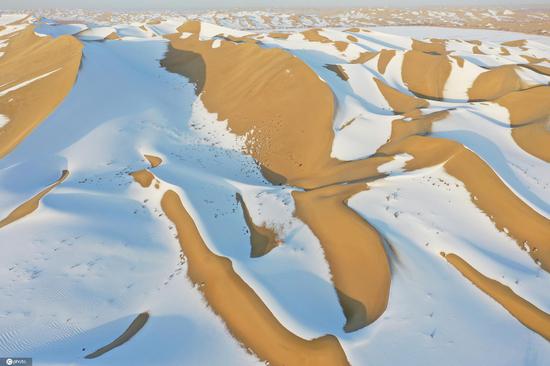 Taklamakan Desert covered by snow