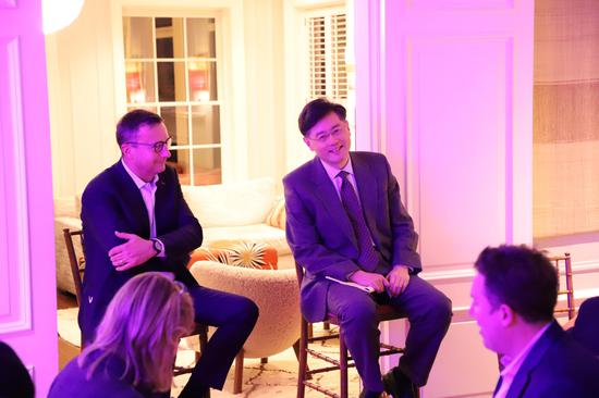 Ambassador Qin Gang Takes a Joint Interview with American Media. (Photo/The Chinese Embassy in the U.S.)