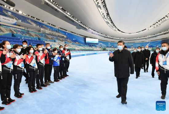 Chinese President Xi Jinping, also general secretary of the Communist Party of China Central Committee and chairman of the Central Military Commission, visits the National Speed Skating Oval in Beijing, capital of China, Jan. 4, 2022. Xi inspected the preparations for the 2022 Olympic and Paralympic Winter Games in Beijing on Tuesday. (Xinhua/Xie Huanchi)