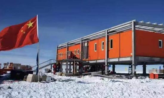 The first Chinese Research Station in Antarctic: The Great Wall Station (Photo/People's Daily)