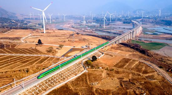 'Green Giant' bullet train energizes southern Sichuan