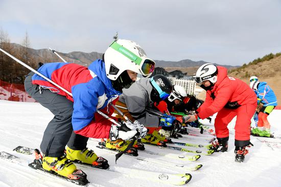 Ice and snow sports boom in Chinese market