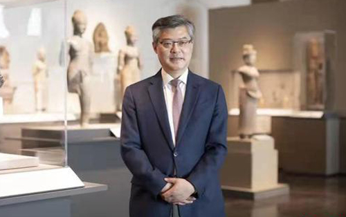 (W.E.Talk) First Chinese curator in America: How cultural communication bridges East and West