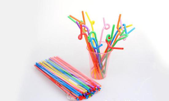 Chinese researchers develop eco-friendly, edible straws