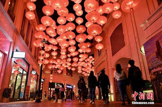 Red lanterns decorate Hong Kong streets for Chinese New Year