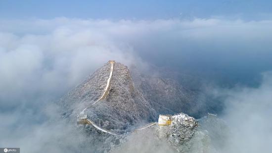 Magnificent scenery of snow-covered Jiankou Great Wall in Beijing