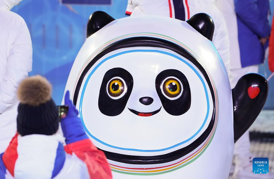 A Bing Dwen Dwen, mascot of Beijing 2022 Olympic Winter Games, is seen at Zhangjiakou Medals Plaza of the Winter Olympics in Zhangjiakou, north China's Hebei Province, Feb. 14, 2022. (Xinhua/Ding Ting)