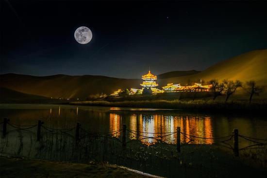 Spectacular night view in Dunhuang