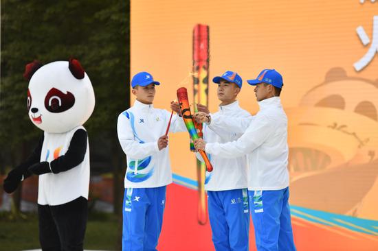 Flame of FISU Games arrives in Chengdu from Turin
