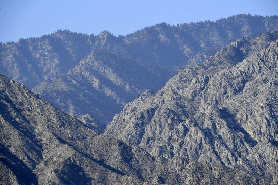 Photo taken on Nov. 12, 2021 shows a view of Helan Mountain, in northwest China's Ningxia Hui Autonomous Region. (Xinhua/Wang Peng)