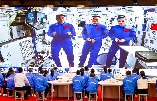 Shenzhou-13 astronauts deliver second Tiangong class