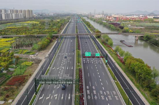 Yuyue superhighway opens to traffic for Hangzhou 2022 Asian Games