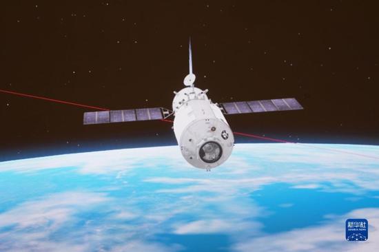 China's cargo spacecraft re-enters Earth's atmosphere