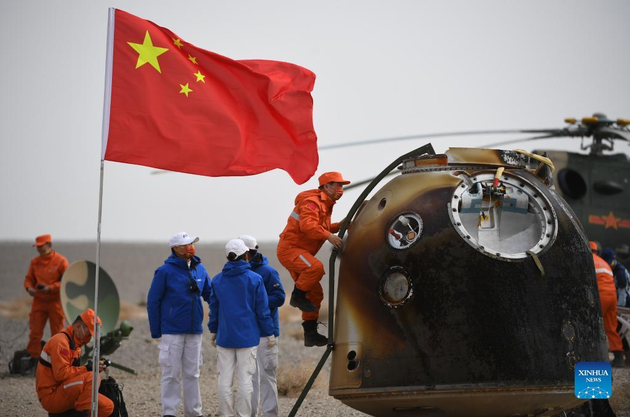 The return capsule of the Shenzhou-13 manned spaceship lands successfully at the Dongfeng landing site in north China's Inner Mongolia Autonomous Region, April 16, 2022. (Xinhua/Peng Yuan)