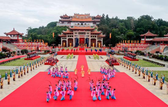 Ceremony held to worship sea goddess Mazu in Fujian