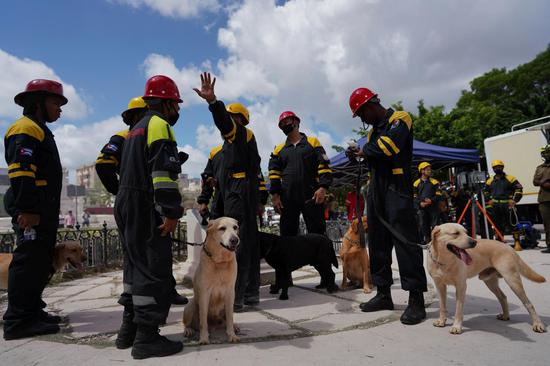 Search continues for Havana hotel explosion survivors