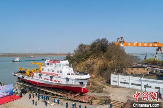 China's first water emergency response and rescue vessel undergoes maiden test   