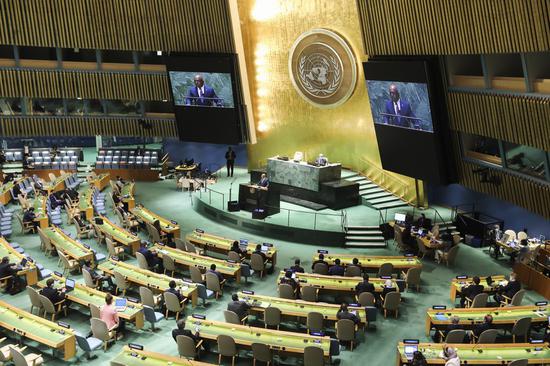 Abdulla Shahid, presiden sesi ke-76 Majelis Umum Perserikatan Bangsa-Bangsa (PBB), berbicara pada penutupan debat umum sesi ke-76 Majelis Umum PBB di markas besar PBB di New York, pada 27 September 2021. (Xinhua/Wang Ying)