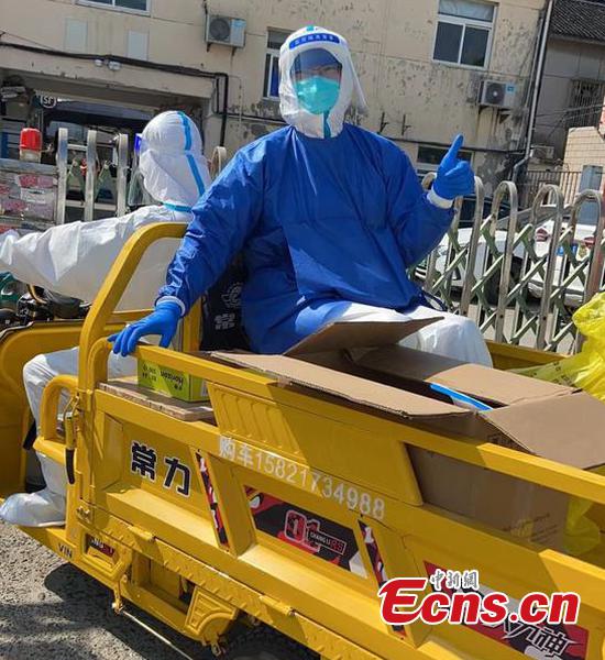 Terasaki Makoto sits on an agricultural tricycle which takes him to different testing sites. (Provided by the interviewee)