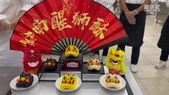 Young cook from Guangdong creates vivid lion-shape pastry