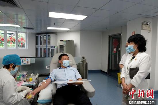 More than 8,000 people in Guangdong in south China have donated blood for more than 35 times in the past two years. (Photo provided by Guangdong Provincial Health Commission)