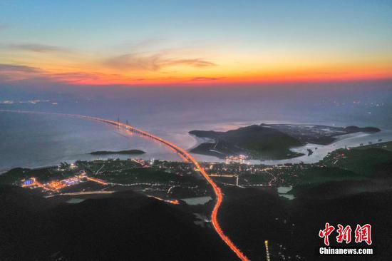 Night scenery of cross-sea bridge in Zhejiang