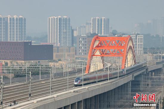 Beijing's Fengtai Railway Station reopens