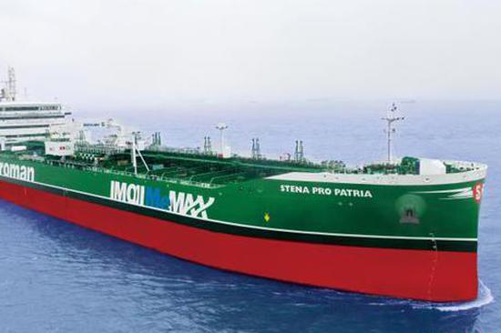 China's first methanol-powered dual-fuel green vessel delivered in Guangzhou