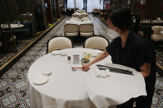 Shanghai catering business ready to welcome dine-in customers