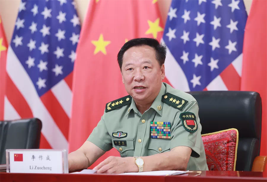 A photo shows General Li Zuocheng, chief of staff of China's Central Military Commission Joint Staff Department in a video call with General Mark Milley, chairman of the US Joint Chiefs of Staff, on Thursday. (Photo/chinadaily.com.cn)
