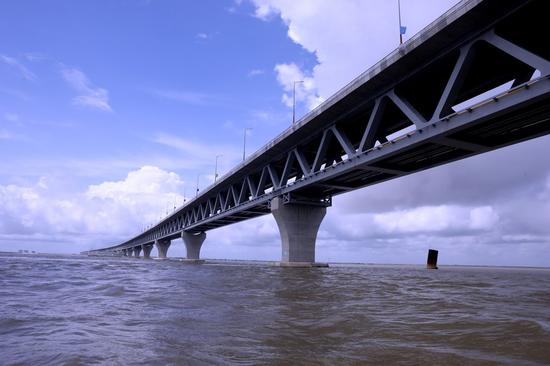 Photo shows Bangladesh's largest Padma Bridge, built by a Chinese firm, in Munshiganj, Bangladesh June 25, 2022. (Photo/Xinhua)