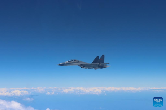 A warplane of the Eastern Theater Command of the Chinese People's Liberation Army conducts operations around the Taiwan Island, Aug 4, 2022. (Photo/Xinhua)