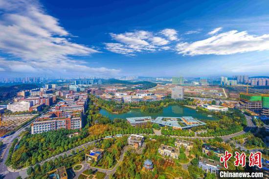 Aerial view of the Optics Valley of China. (Photo provided by the East Lake High-tech Development Zone of Wuhan)