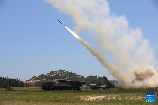 The army of the Eastern Theater Command of the Chinese People's Liberation Army (PLA) conducts long-range live-fire drills in the Taiwan Straits, Aug 4, 2022. (Photo/Xinhua)