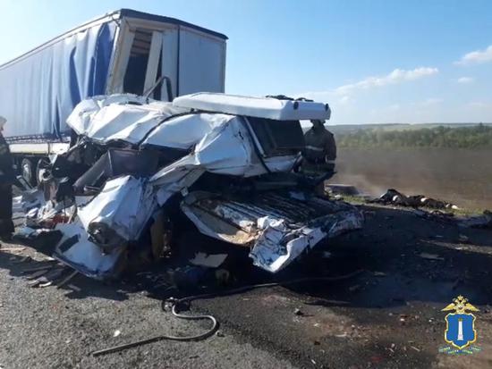 16 dead in Russia road accident