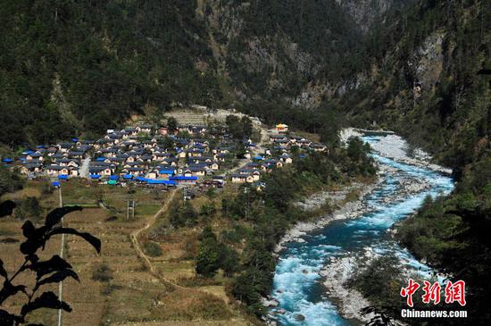 Photo shows a village in the Dulongjiang township in southwest China's Yunnan. (Photo/China News Service)