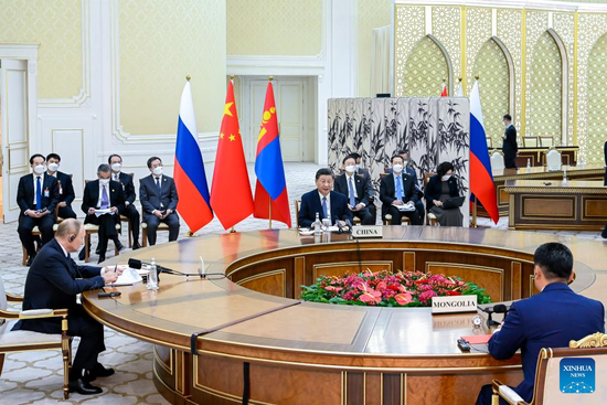 Xi attends meeting of heads of state of China, Russia, Mongolia