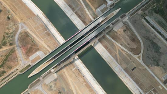 Aerial view of world's longest-span aqueduct in Anhui